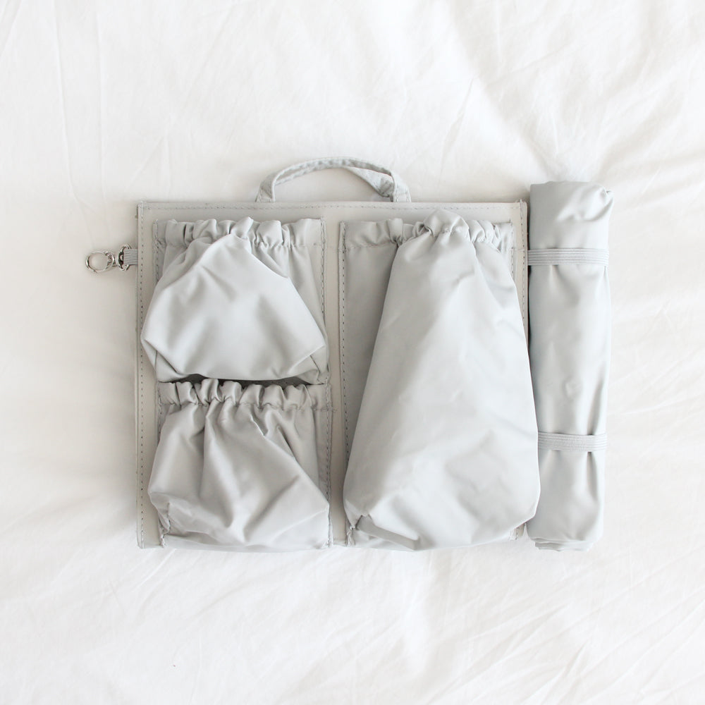  ToteSavvy – Original Tote Organizer (14x10x4”) – 11 Pockets for  Changing Bag, Handbag, Backpack – Removable Insert – Stylish Divider Caddy  for Essentials (Original, Soft Grey) : Baby
